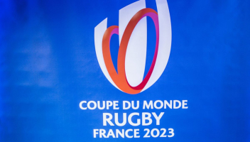 Posez vous tranquille devant la COUPE DU MONDE DE RUBGY 🏈🏆🇫🇷 !!! On est là pour gérer !!
