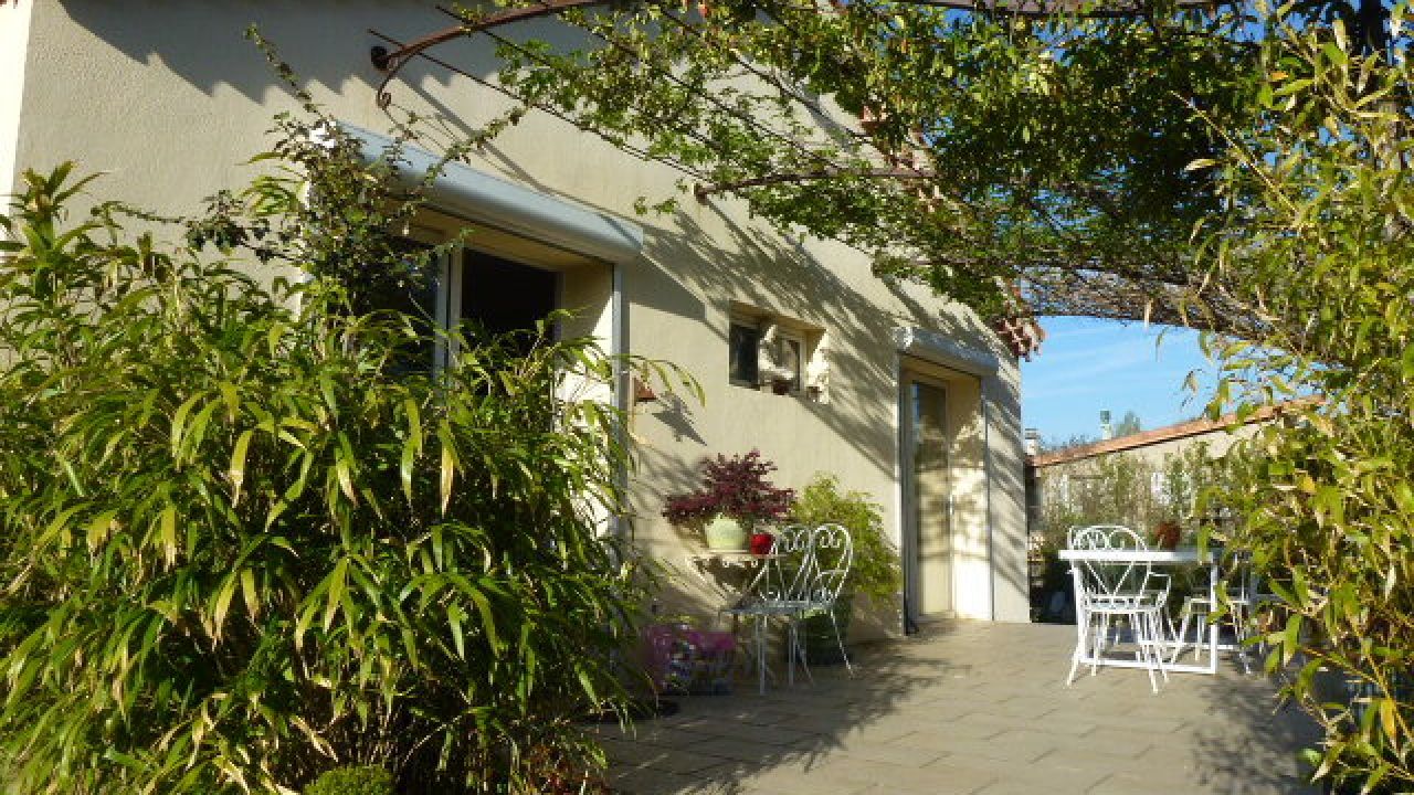 Vente maison MONTELEGER - photo