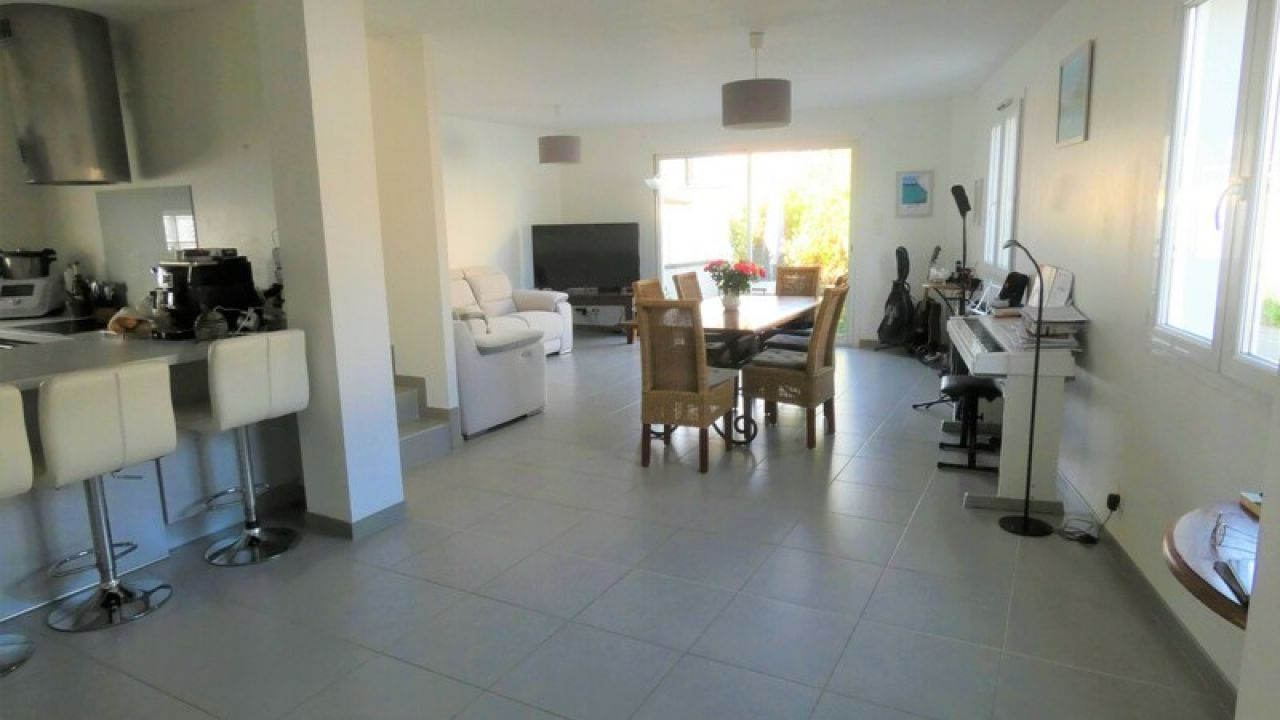 Vente maison CHABEUIL - photo